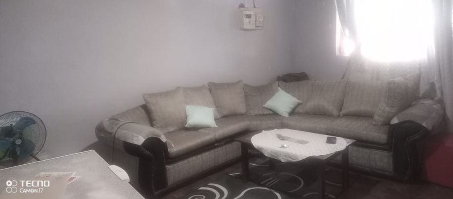 1 Bedroom Property for Sale in Bloemside Free State